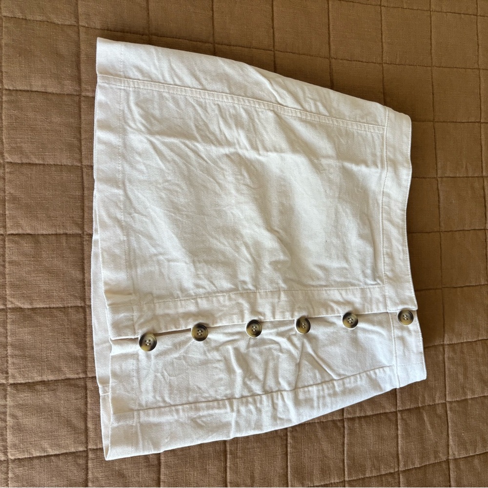 Forever 21 White Button-Up Skirt